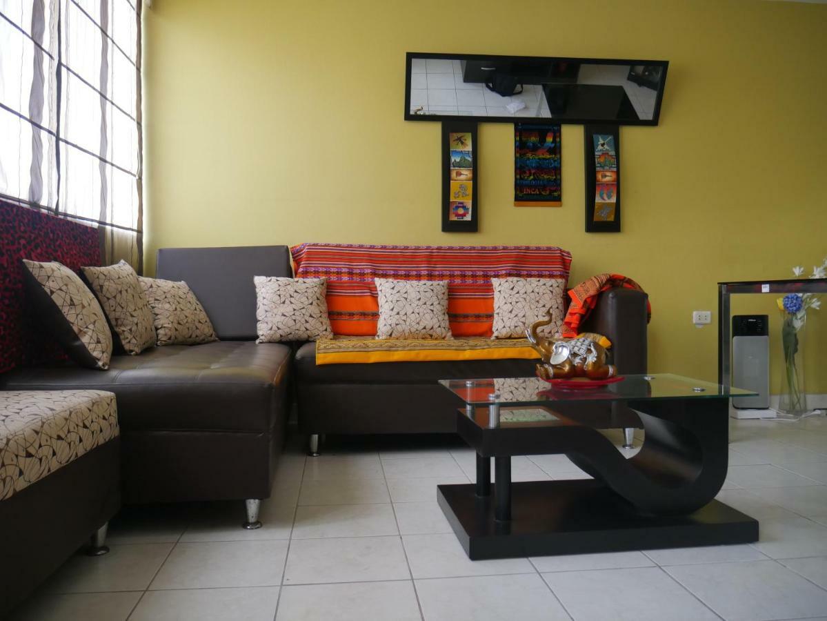 Apartment Runawasi Peruvian